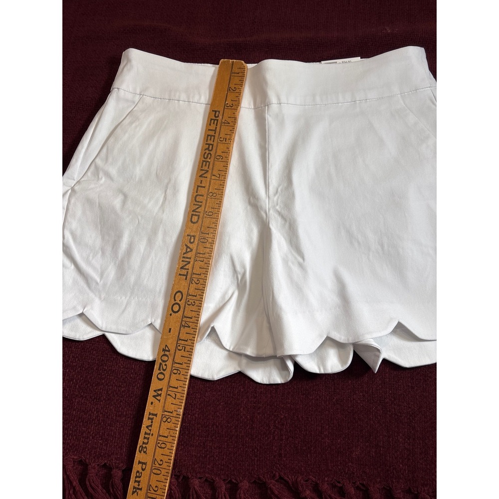 Crown & Ivy White Scalloped Hem Shorts Petite 12P NWT CH829927L - Picture 5 of 5
